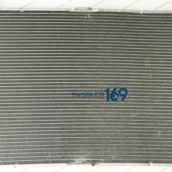Két nước Mercedes E200