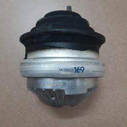 Chân máy trước Mercedes E240