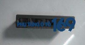 Công tắc lên kính tổng Suzuki Vitara Công tắc lên kính tổng Suzuki Vitara