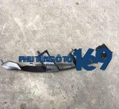 Nẹp cài đèn pha phải Mazda Bt50