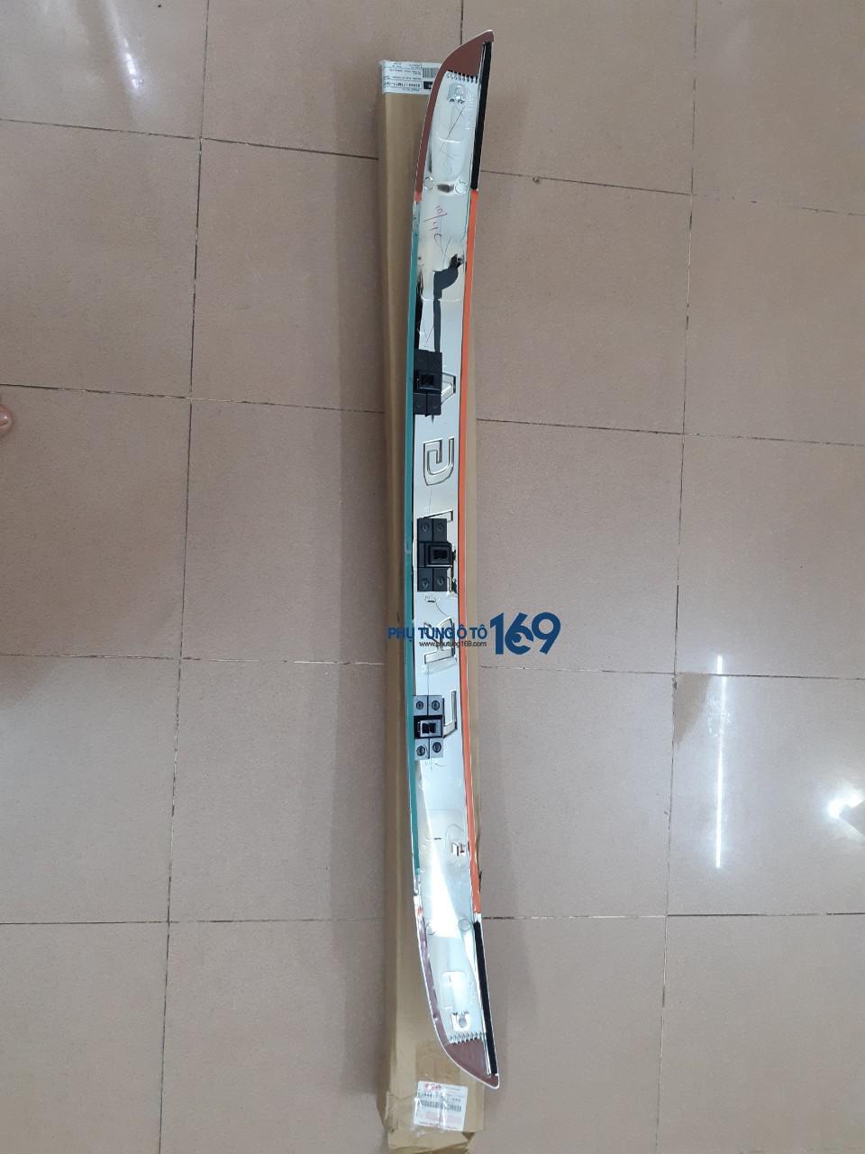 Nẹp mạ cửa hậu Suzuki Ertiga Nẹp mạ cửa hậu Suzuki Ertiga