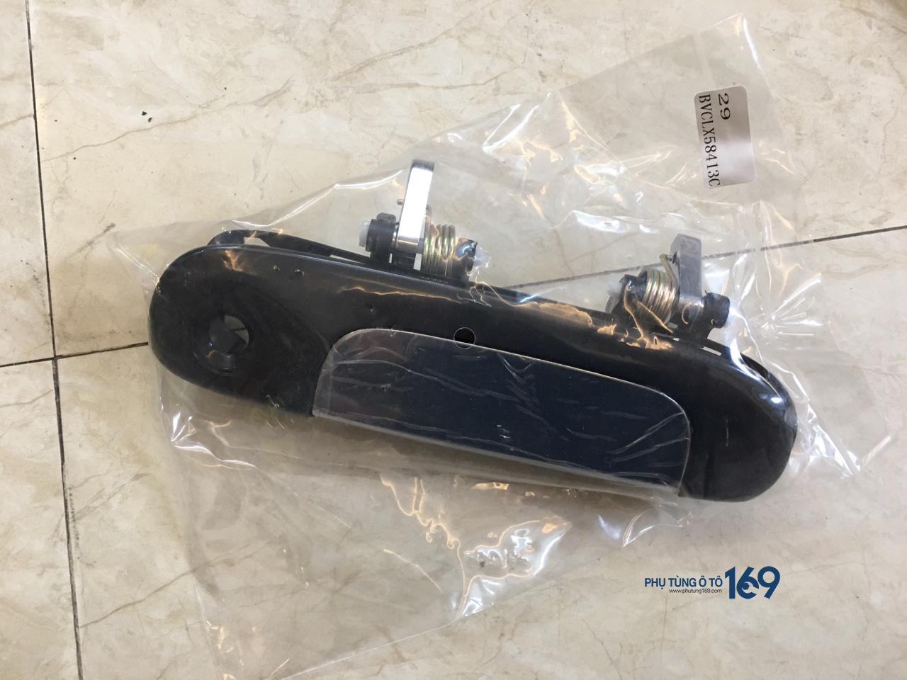 Tay mở cửa ngoài phải Ford Laser 2003-2007