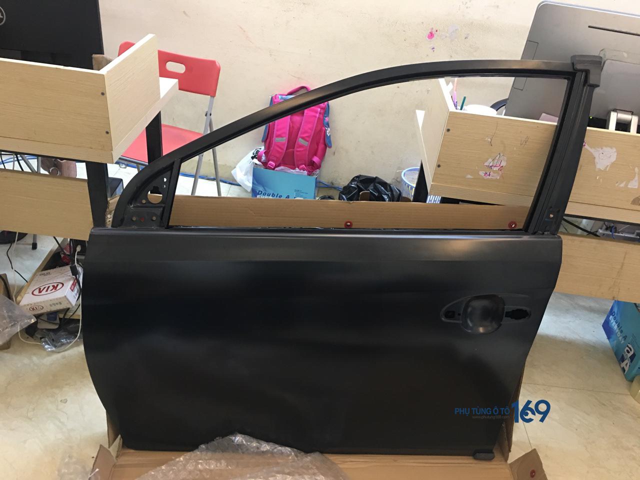 Vỏ cánh cửa trước bên phải Yaris 2014