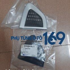 Ốp mang cá tai xe trái Chevrolet Captiva