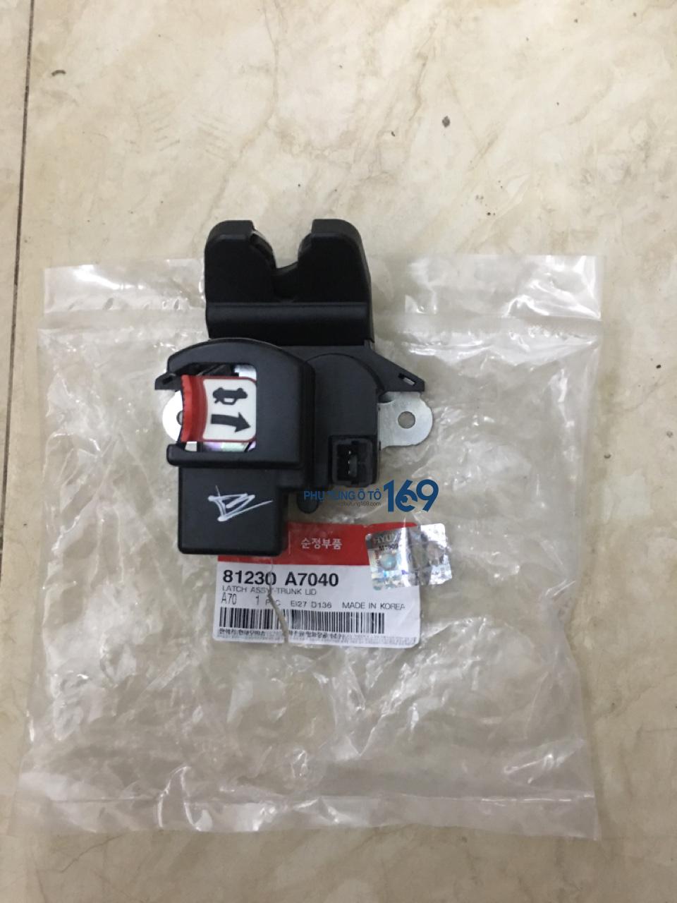 Ổ ngậm khóa cốp hậu Kia Cerato Ổ ngậm khóa cốp hậu Kia Cerato