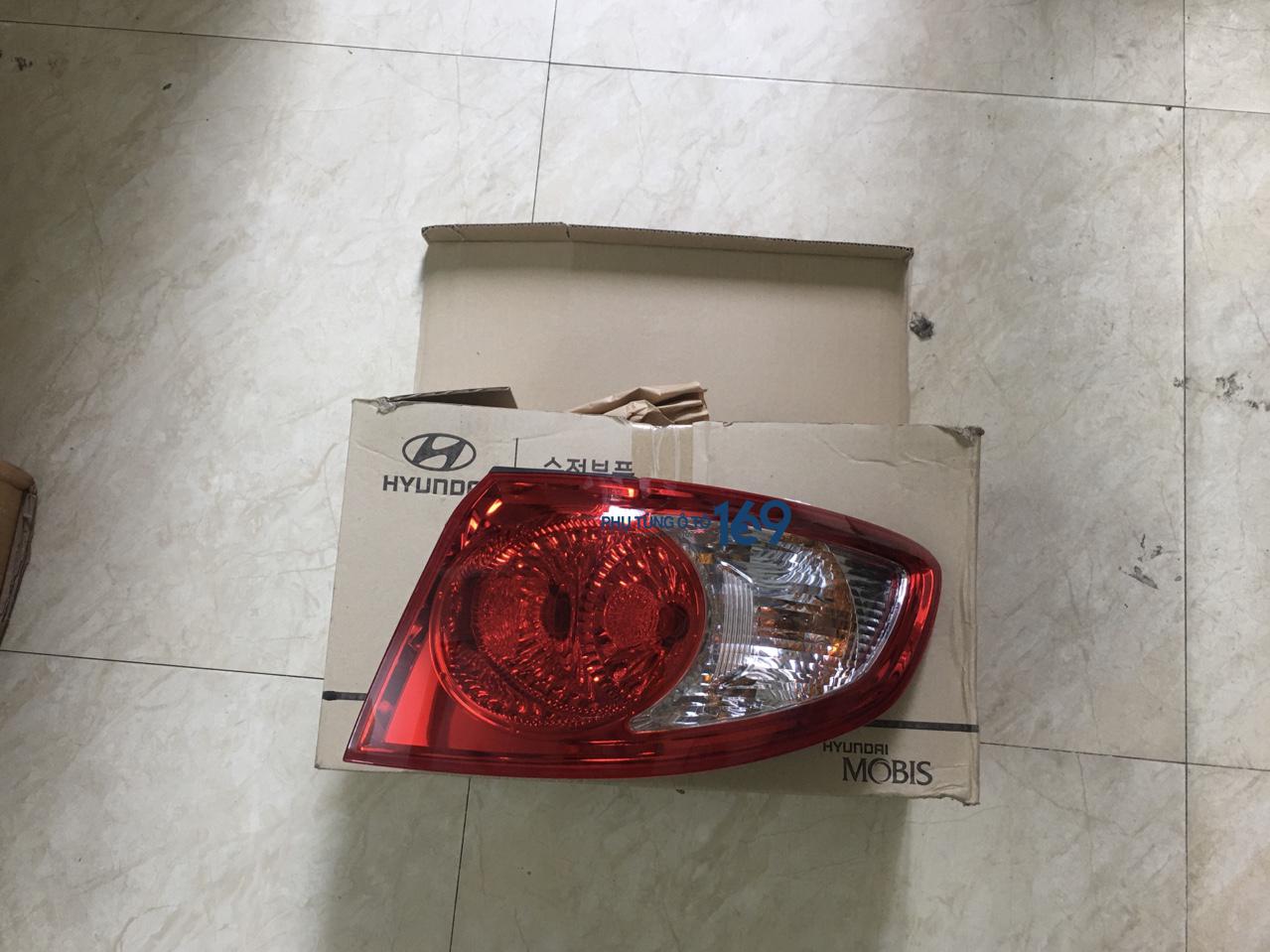 Đèn hậu ngoài phải Hyundai Santafe Đèn hậu ngoài phải Hyundai Santafe