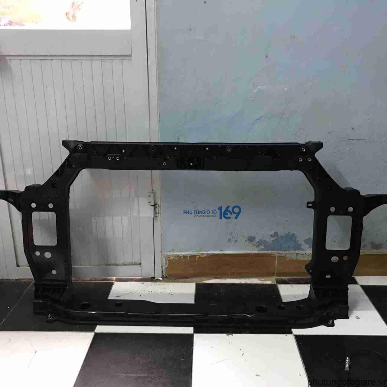 Khung xương đầu xe Hyundai Verna Khung xương đầu xe Hyundai Verna