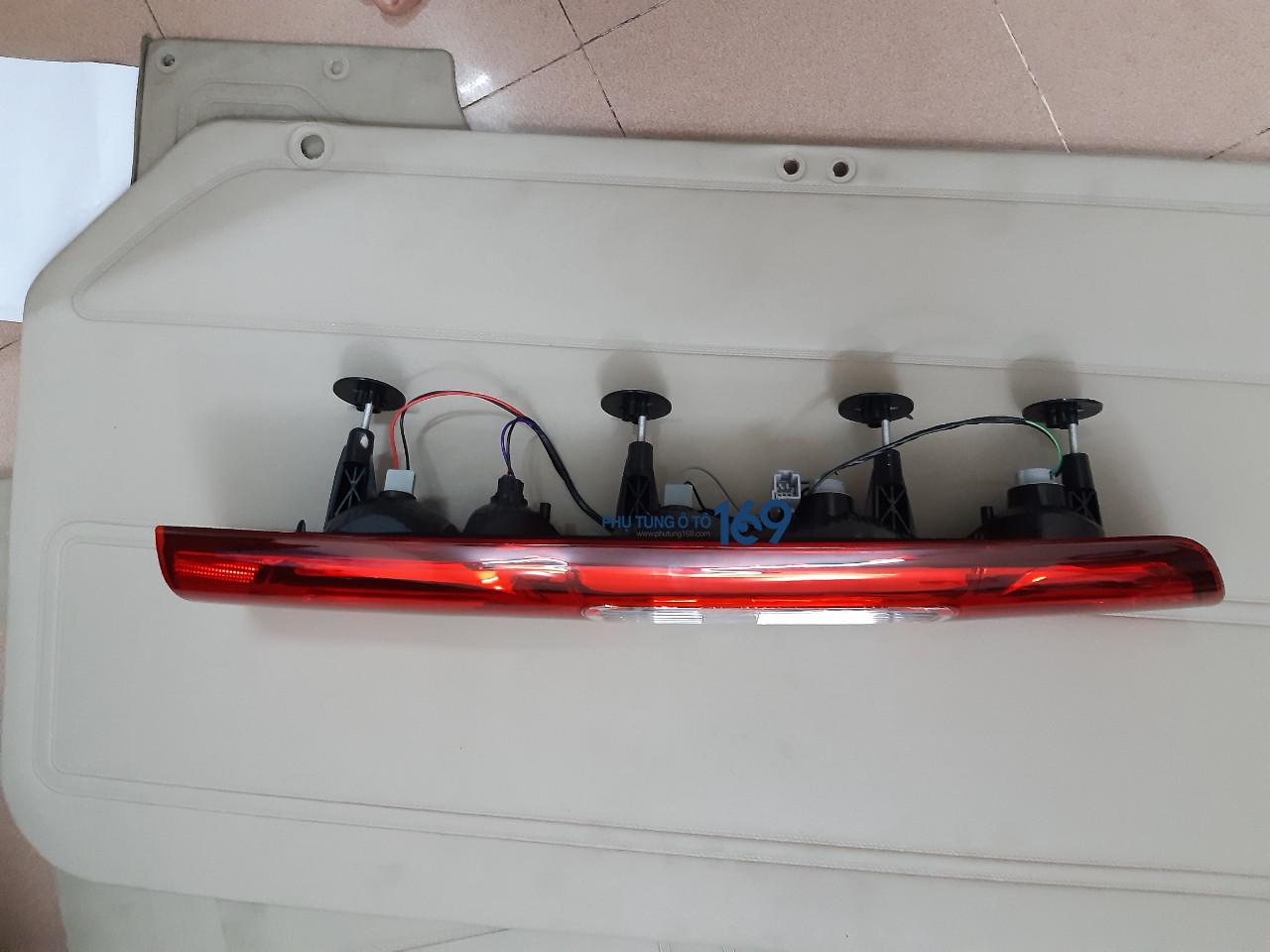 Đèn hậu Ford Transit Đèn hậu Ford Transit