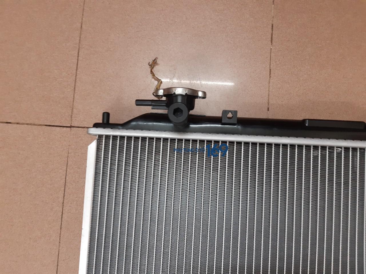 Két nước Mazda Cx5 Két nước Mazda Cx5