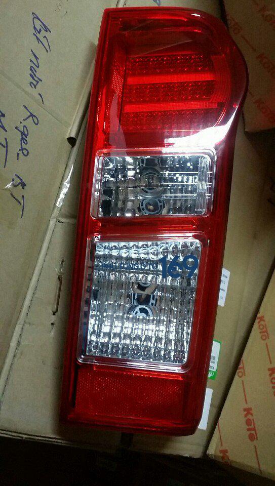 Đèn hậu Dmax Đèn hậu Dmax