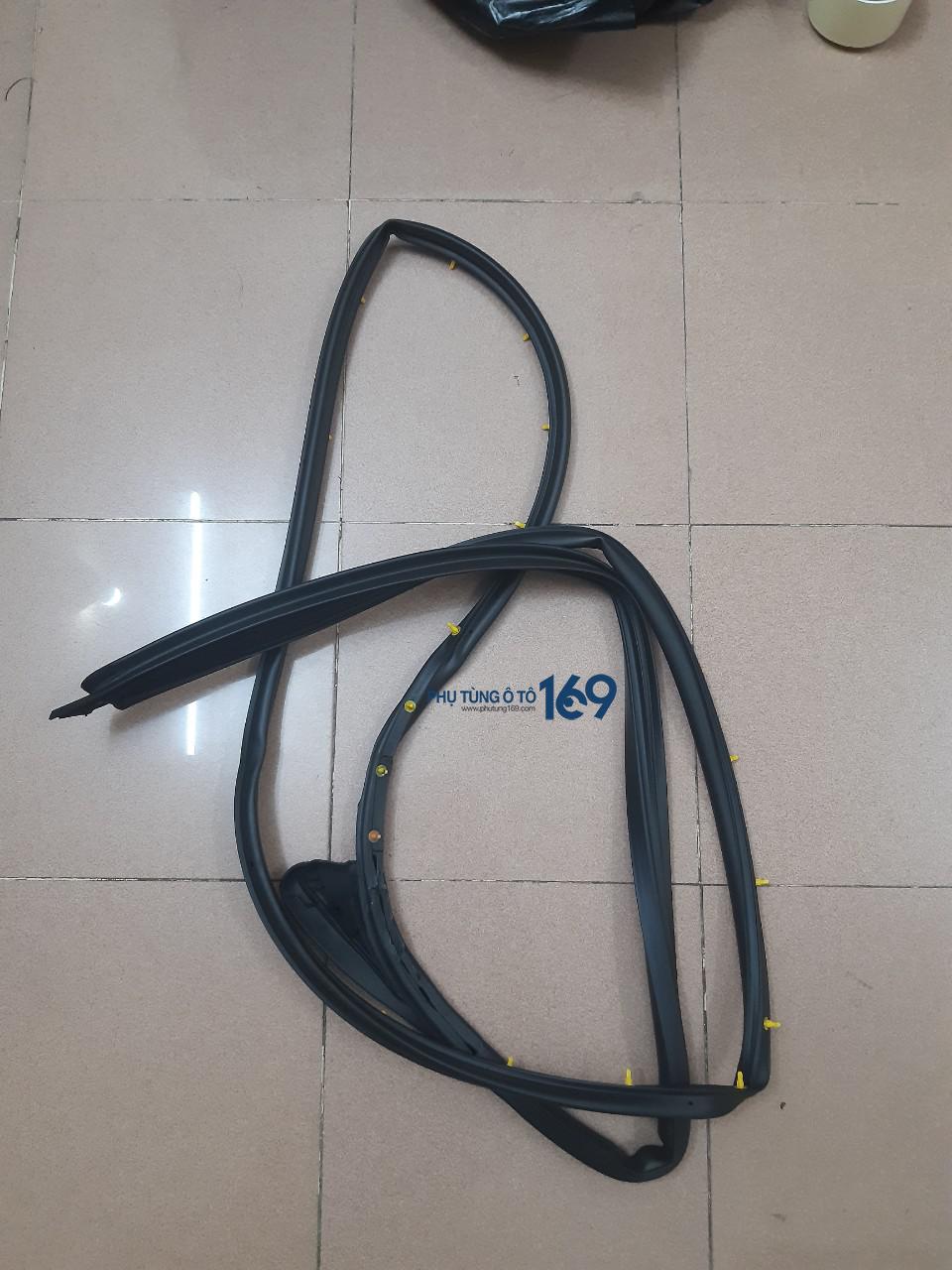 Gioăng cánh cửa trước trái Kia Sorento Gioăng cánh cửa trước trái Kia Sorento