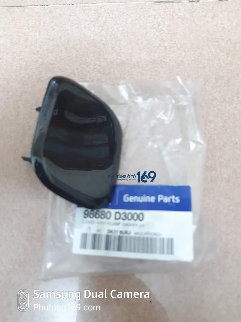 Nắp đậy vòi rửa đèn pha Hyundai Tucson Nắp đậy vòi rửa đèn pha Hyundai Tucson