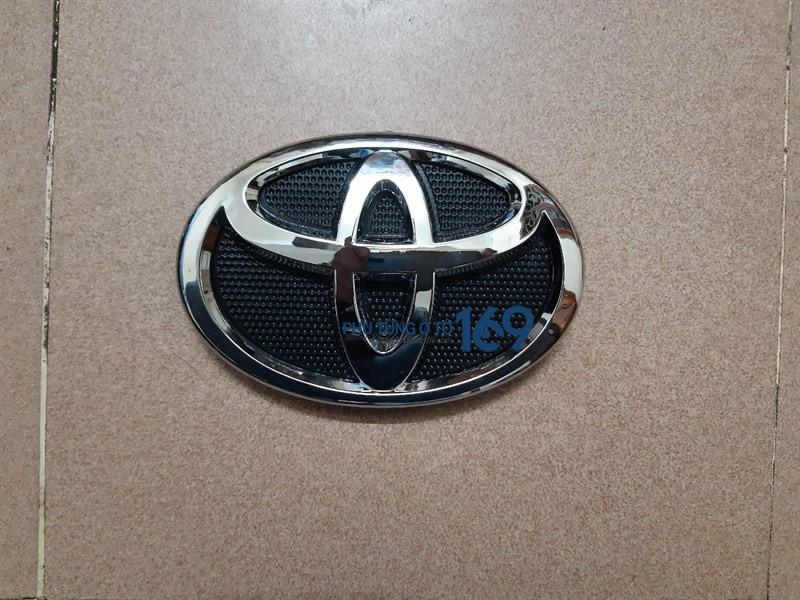  Toyota Camry 2006 - 2009 calang logo delantero - Repuestos 169