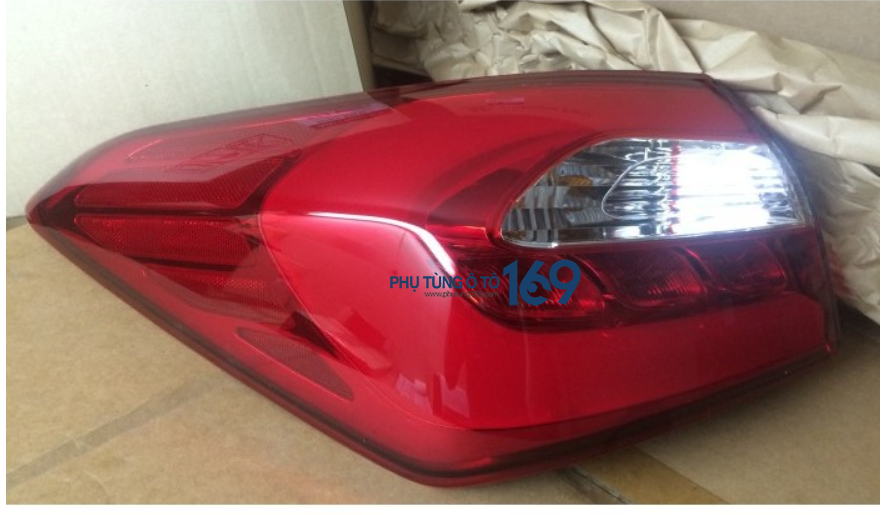 Đèn hậu miếng ngoài Kia K3 Đèn hậu miếng ngoài Kia K3