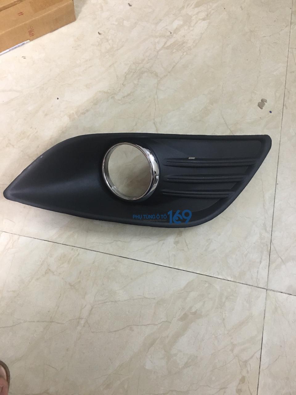 Ốp đèn gầm phải Ford Focus Ốp đèn gầm phải Ford Focus