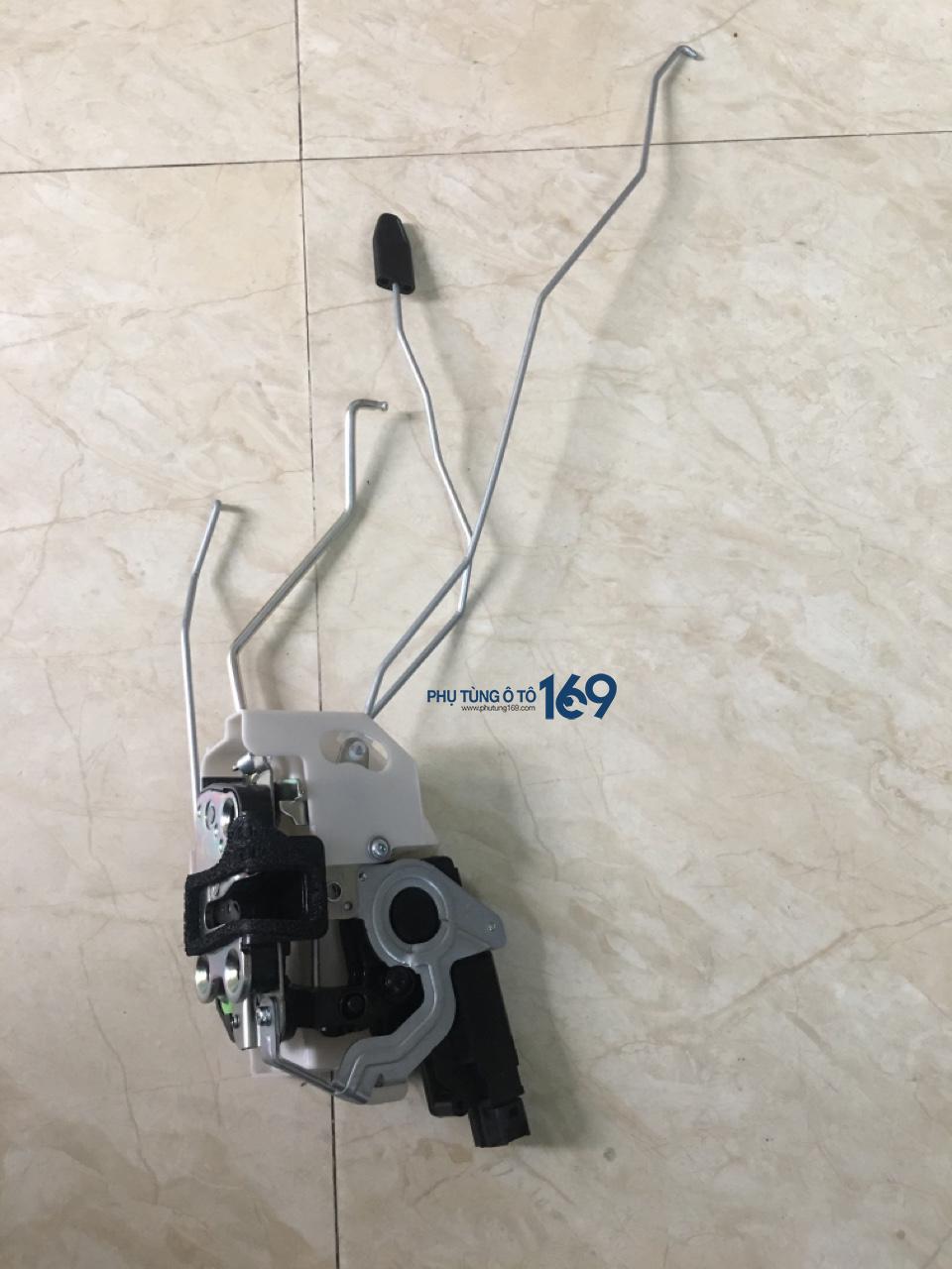 Ổ khóa ngậm cánh cửa trước trái 5 giắc điện KIA Morning Picanto 2008-2010 (8131007030EQ) Cơ cấu khóa ngậm cửa trước trái Kia Morning