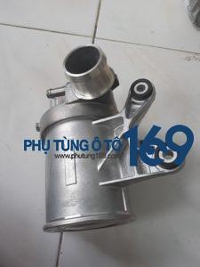 Bơm nước động cơ Mercedes C300 Bơm nước động cơ Mercedes C300