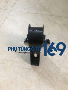 Chân máy sau Suzuki Swift Chân máy sau Suzuki Swift