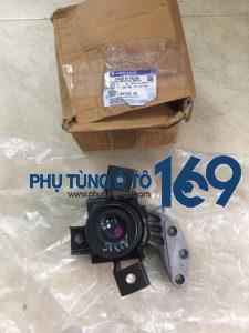 Chân máy phải Suzuki Swift Chân máy phải Suzuki Swift