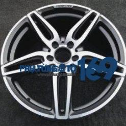 La zăng Mercedes E300