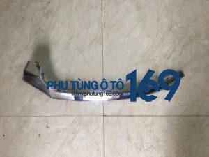 Nẹp mạ cản trước phải Mercedes C300 Nẹp mạ cản trước phải Mercedes C300