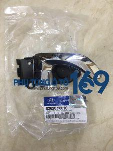 Tay mở cửa trong Hyundai Santafe gold Tay mở cửa trong Hyundai Santafe gold