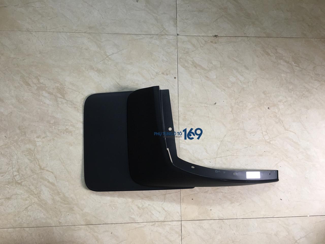 chan-bun-banh-xe-sau-trai