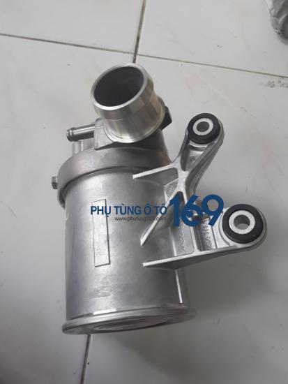 Bơm nước động cơ Mercedes C300 Bơm nước động cơ Mercedes C300