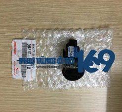 Cảm biến lùi Toyota Innova