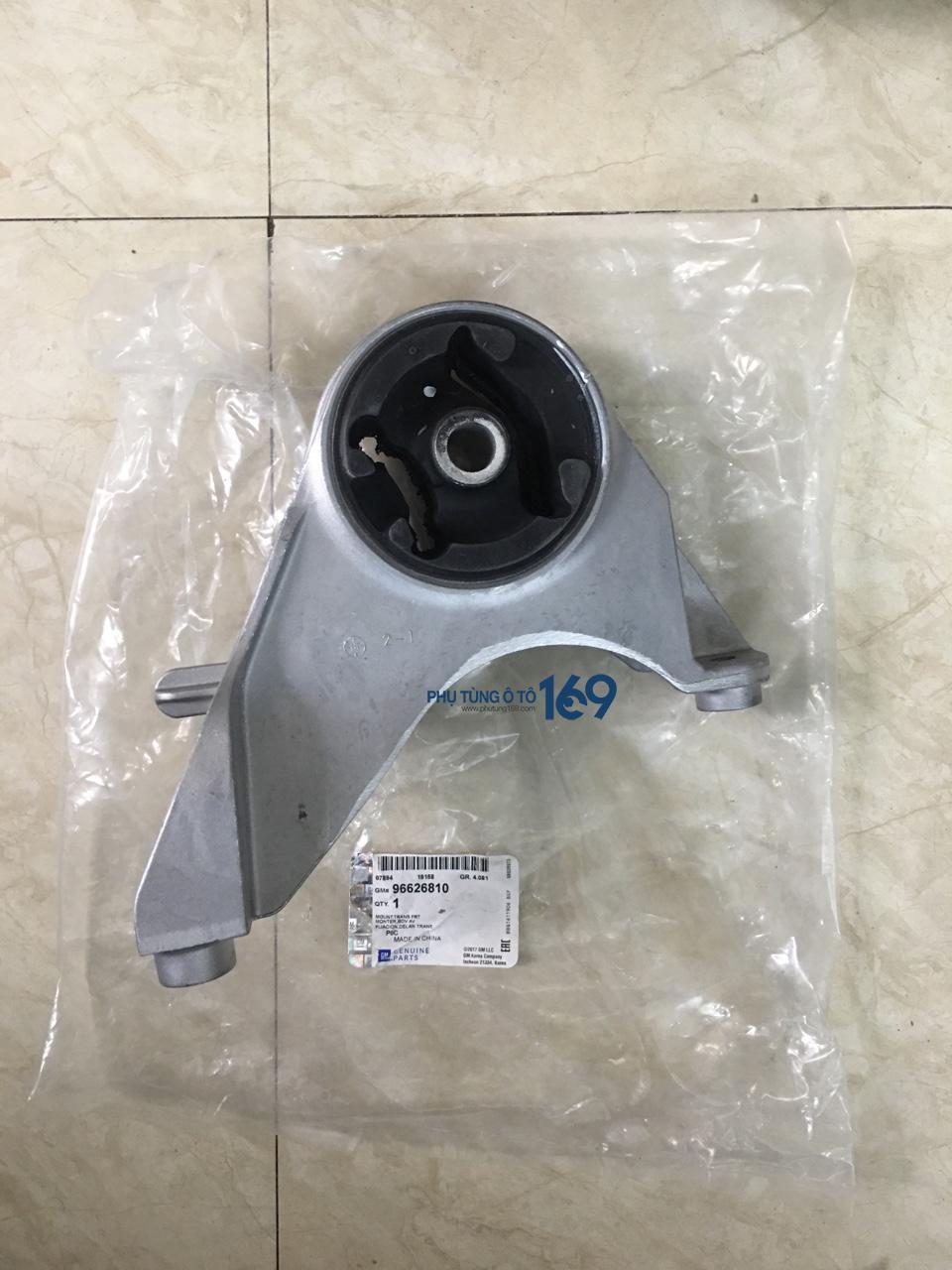 chan-may-truoc-trai-bat-hop-so (2)