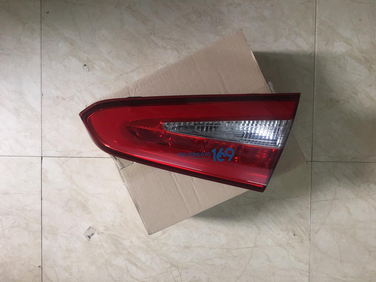 Đèn hậu trong trái Kia K3 Đèn hậu trong trái Kia K3
