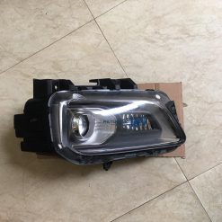 Đèn pha phải Hyundai Kona