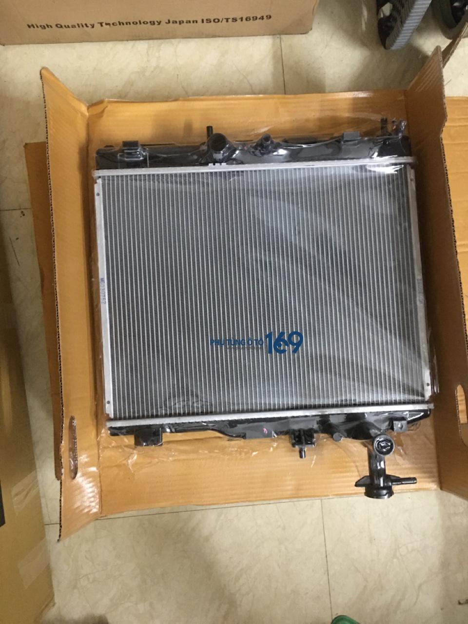 Két nước Mitsubishi Attrage Két nước Mitsubishi Attrage