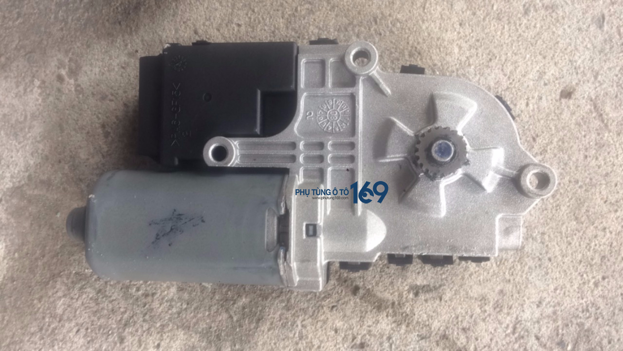 Mô tơ mở cửa sổ trời Daewoo Lacetti CDX Mô tơ mở cửa sổ trời Daewoo Lacetti CDX