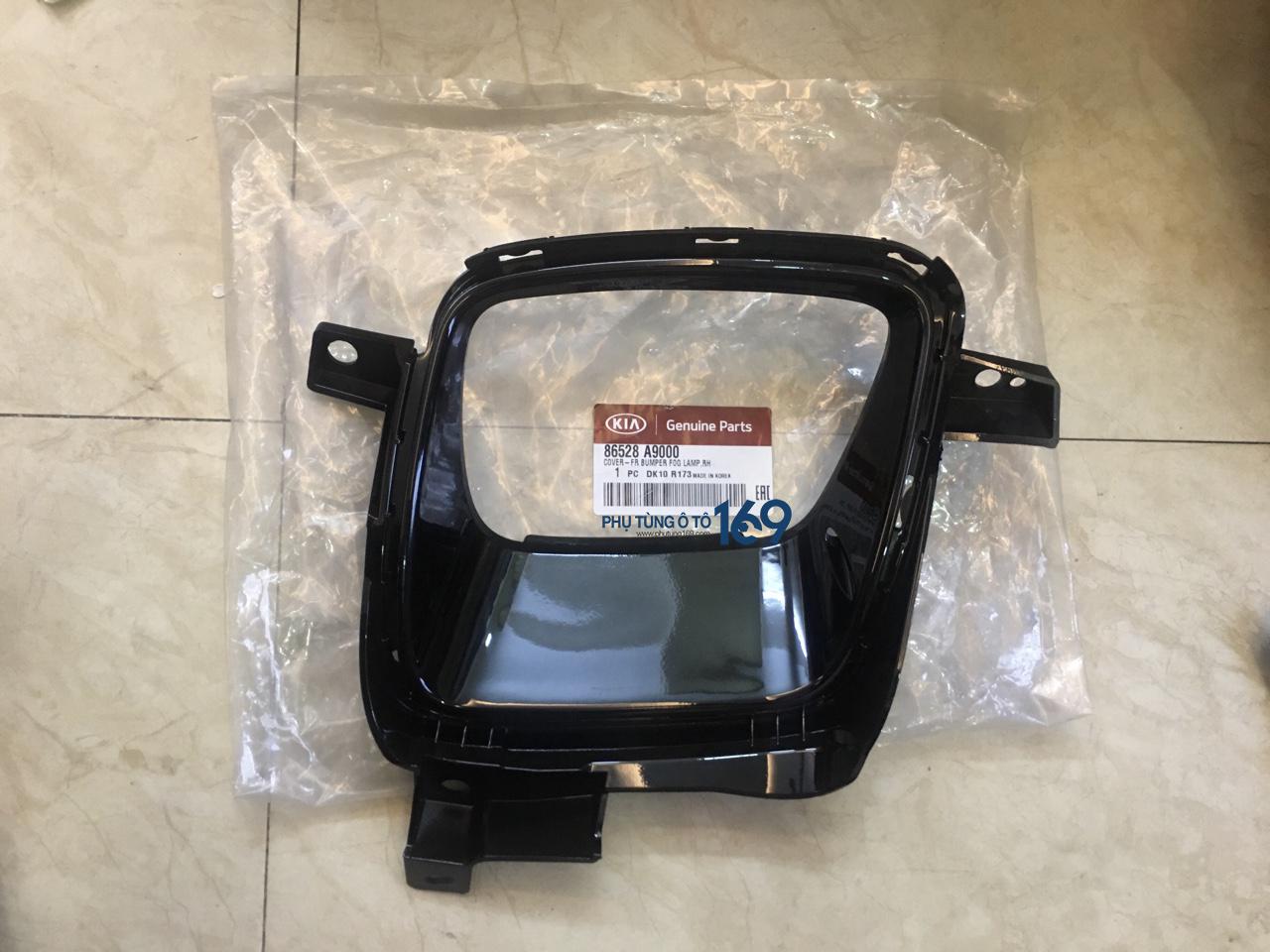 Ốp đèn gầm trái Kia Sedona Ốp đèn gầm trái Kia Sedona