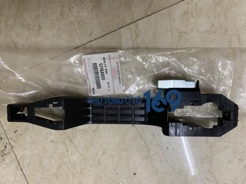 Giá bắt tay mở cửa trước trái Mitsubishi Pajero Giá bắt tay mở cửa trước trái Mitsubishi Pajero
