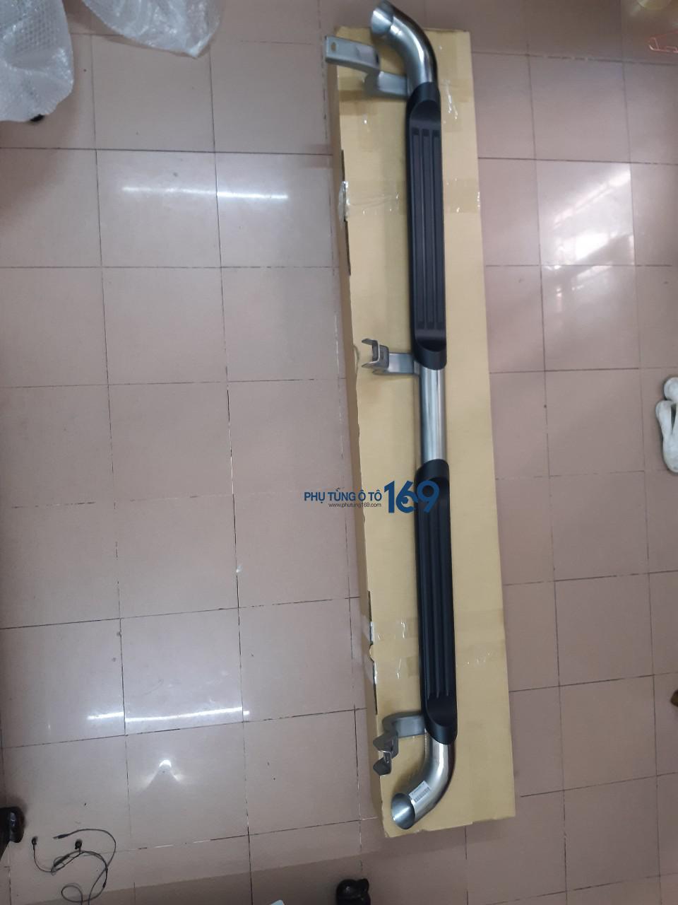 Bậc lên xuống Ford Ranger