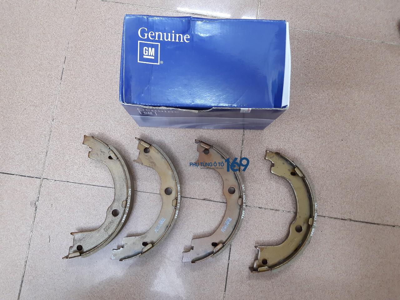 Má phanh tay Chevrolet Captiva 2009 Má phanh tay Chevrolet Captiva 2009