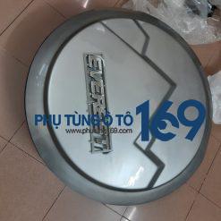 Ốp lốp dự phòng Ford Everest