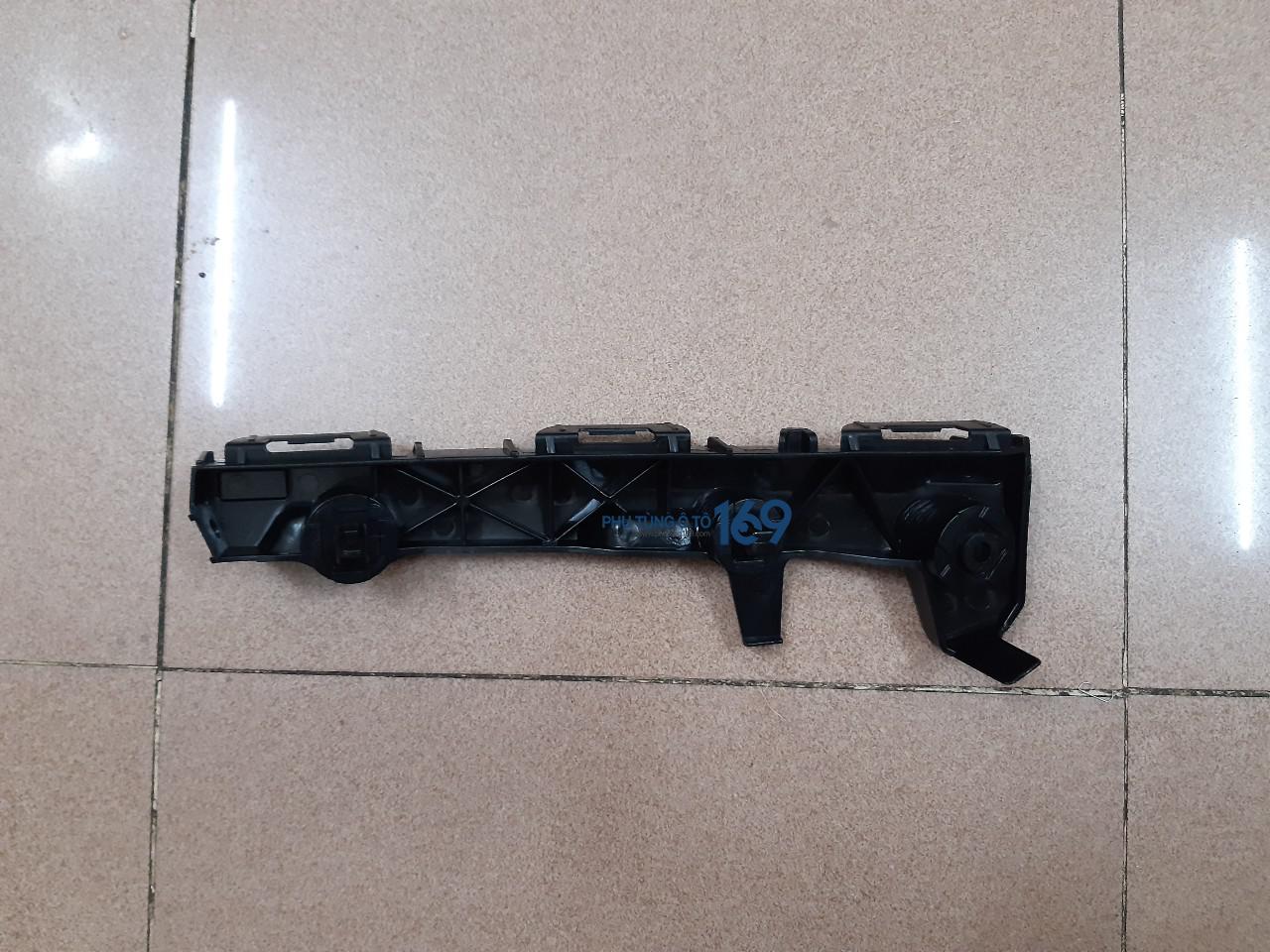 Phe cài cản trước Toyota Land Cruiser Prado Phe cài cản trước Toyota Land Cruiser Prado