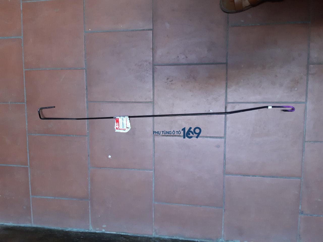 Thanh mở cốp sau phải Honda Accord Thanh mở cốp sau phải Honda Accord