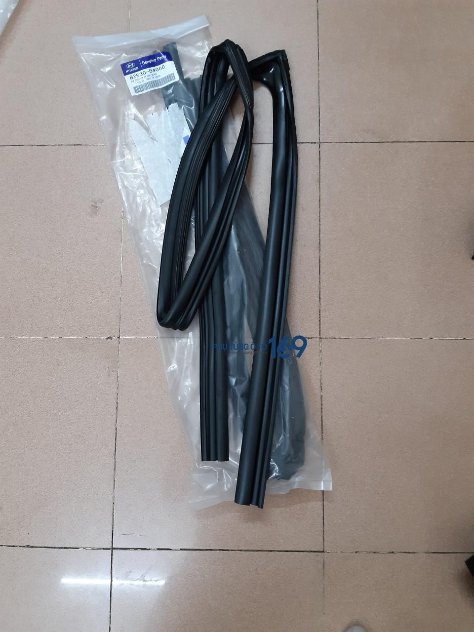 Gioăng trượt kính trước trái Hyundai I10 grand Gioăng trượt kính trước trái Hyundai I10 grand