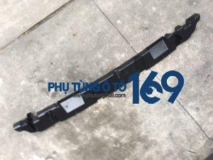 Hướng gió két nước dưới Mazda Bt50 Hướng gió két nước dưới Mazda Bt50