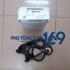 Cảm biến abs trước phải Chevrolet Colorado 2018