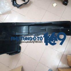 Chắn bùn lòng dè Chevrolet Colorado