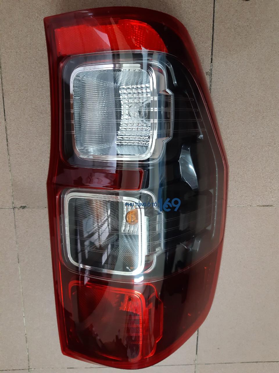 Đèn hậu phải Ford Ranger Wildtrak Đèn hậu phải Ford Ranger Wildtrak