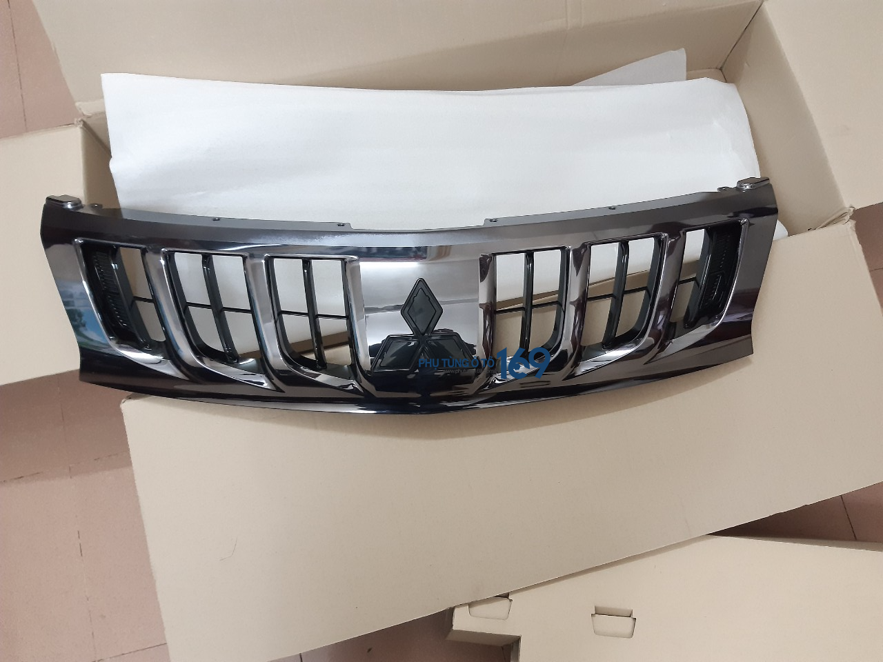 Ca lăng Mitsubishi Triton Ca lăng Mitsubishi Triton