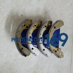 Má phanh sau Spectra