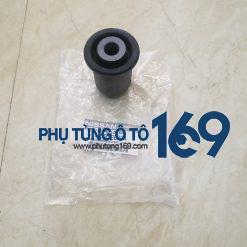 Cao su càng a dưới Nissan Navar