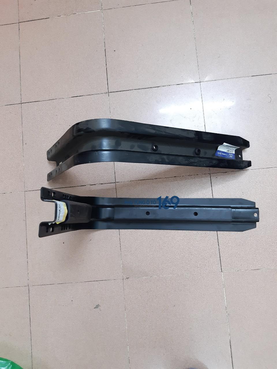 Bát bắt thùng dầu Hyundai Hd72 Bát bắt thùng dầu Hyundai Hd72